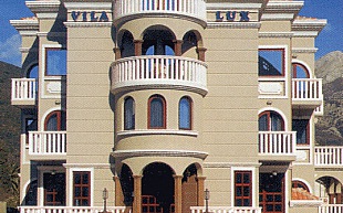 Villa Lux